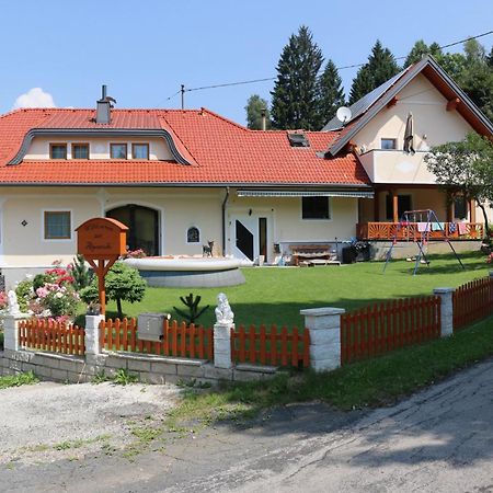 Appartement Zur Alpenruhe à Seeboden Extérieur photo
